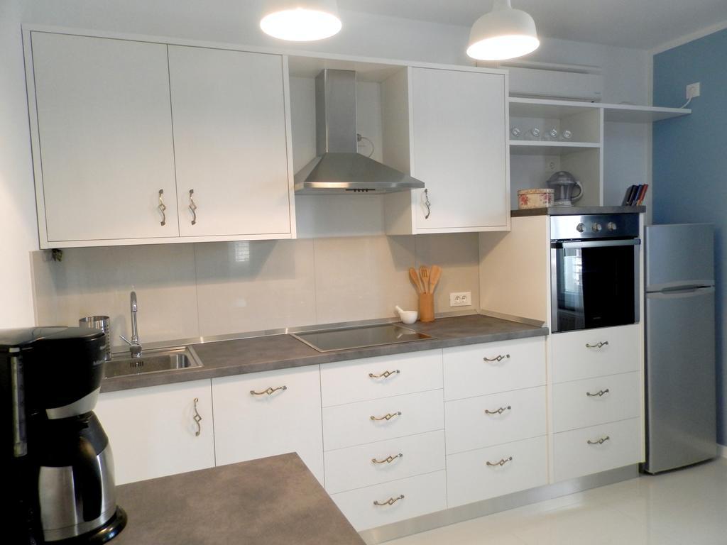 Apartment Kiki Candy Malinska Ruang foto